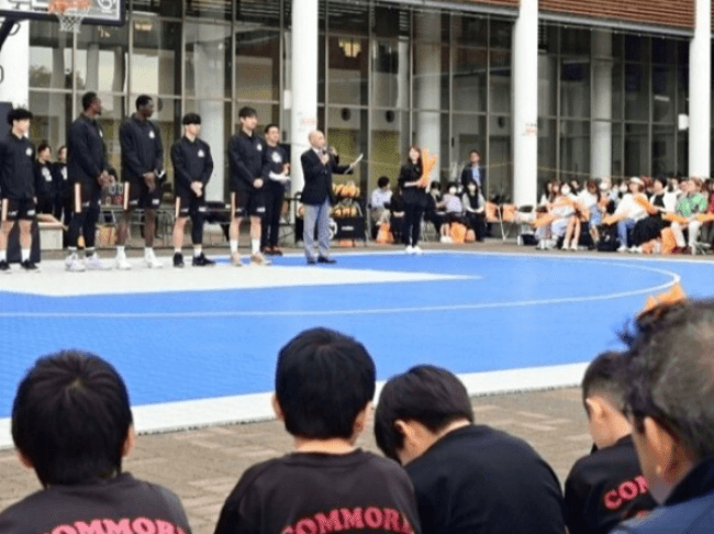 上野原 選手と市民交流　３人制バスケ、プロリーグ参戦盛り上げ