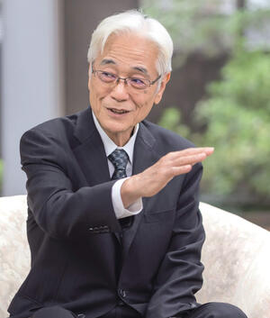 社外取締役　増川道夫