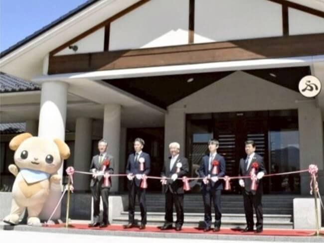 身延・道の駅新装　直売所など整備