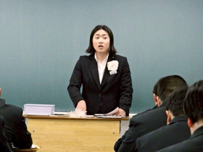 五輪選手 母校教員に