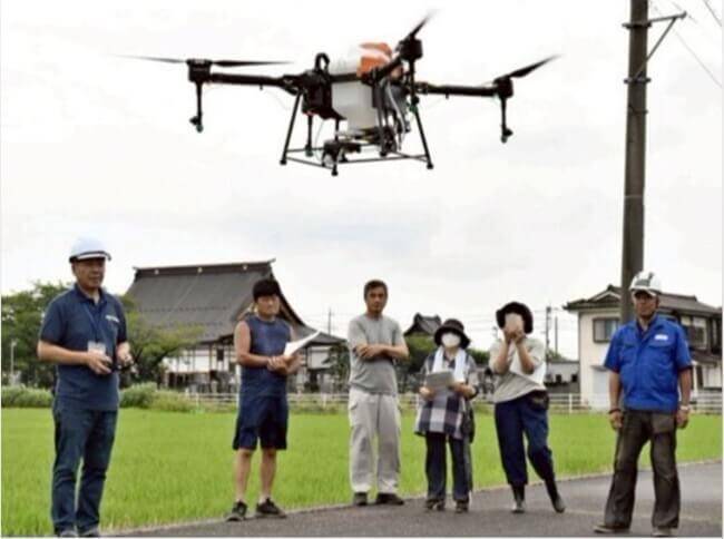 農薬 ドローンで散布　山梨市の企業 農家依頼受け代行