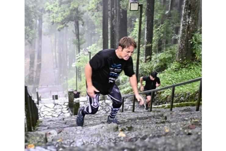 格闘家、身延山で合宿