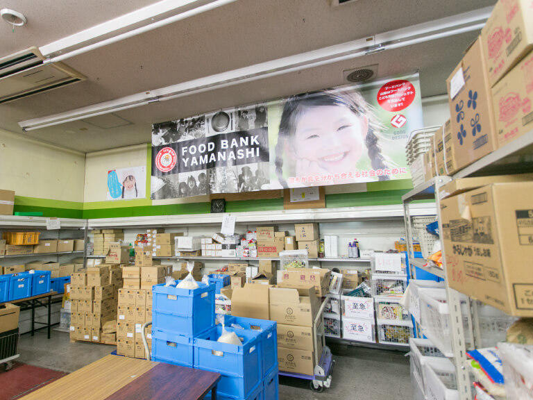 foodbank_08.jpg
