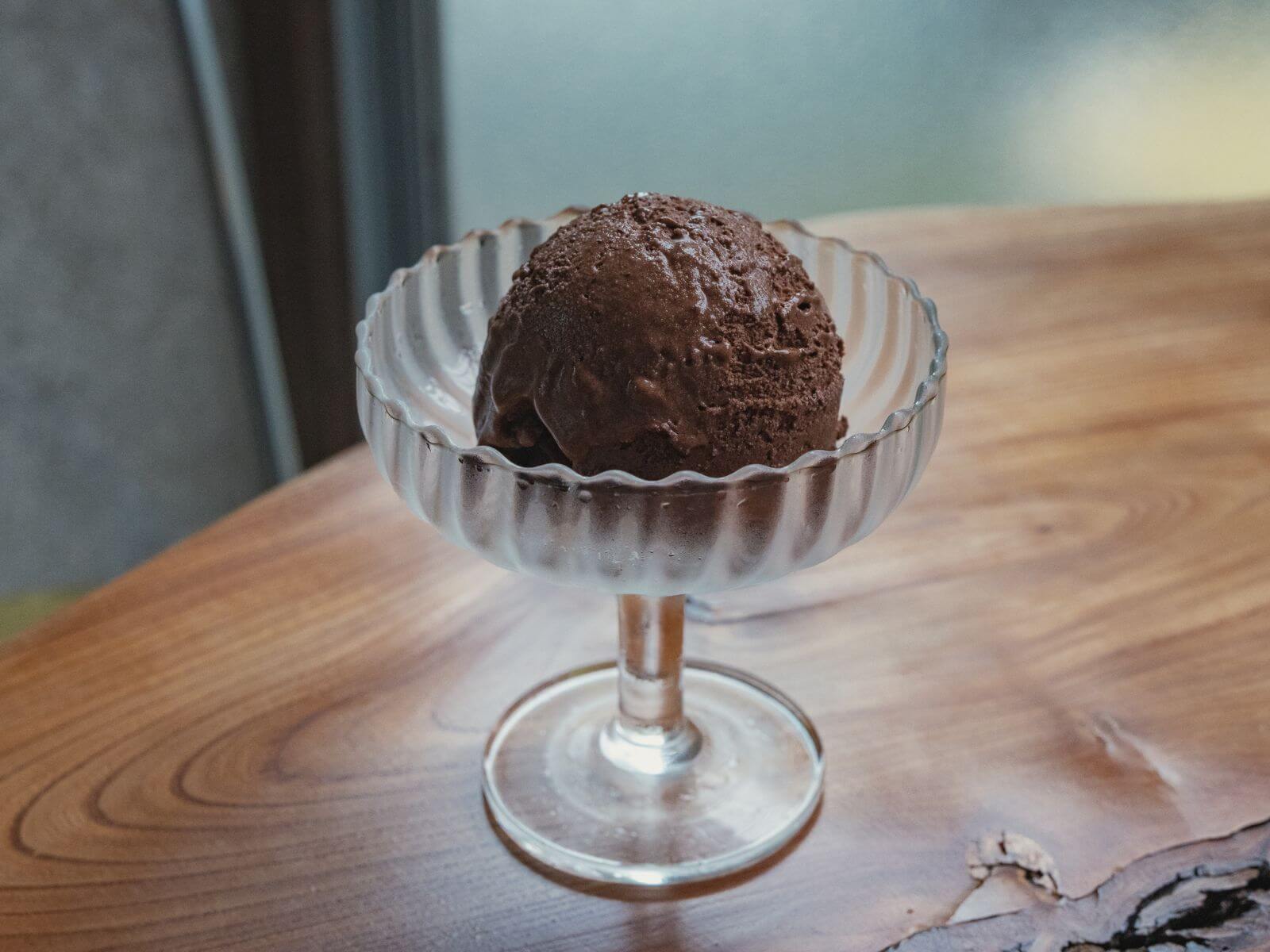 いとま chocolate & ice cream～北杜市台ヶ原に漂うカカオの香り。“いとま”を届けるチョコレート店