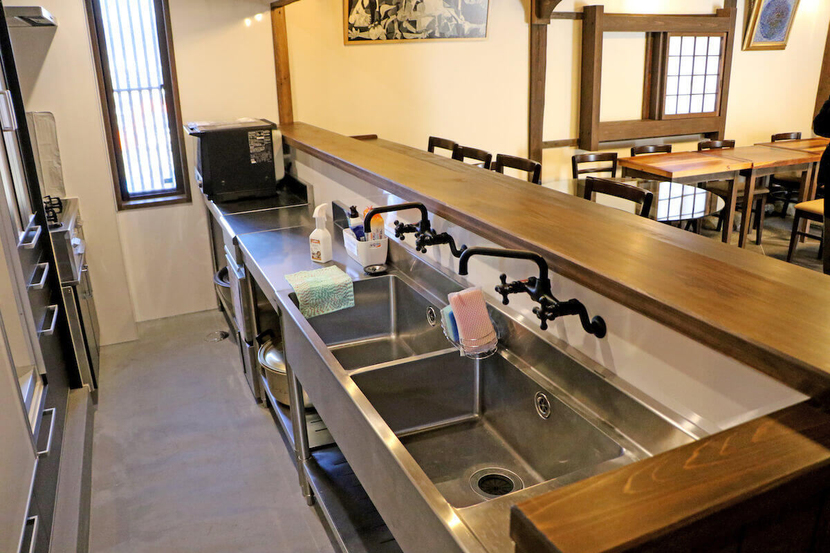 シェアキッチン