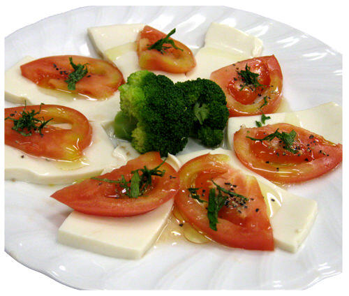 豆腐のカプレーゼ