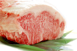 日本人が最も好む、伝統の味。甲州牛が堪能できる店【有限会社 小島精肉店】